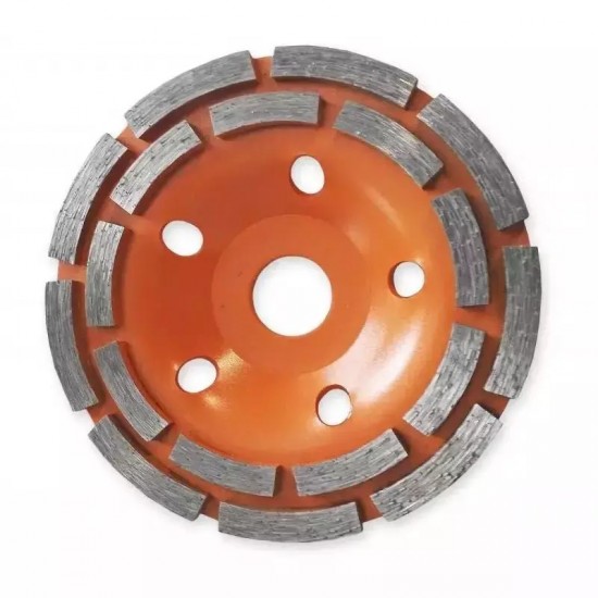 Dimanta slipešanas disks POP 180 mm, ar dubultajiem segmentiem (budžeta modelis) Dimanta slipešanas disks POP 180 mm, ar dubultajiem segmentiem (budžeta modelis)